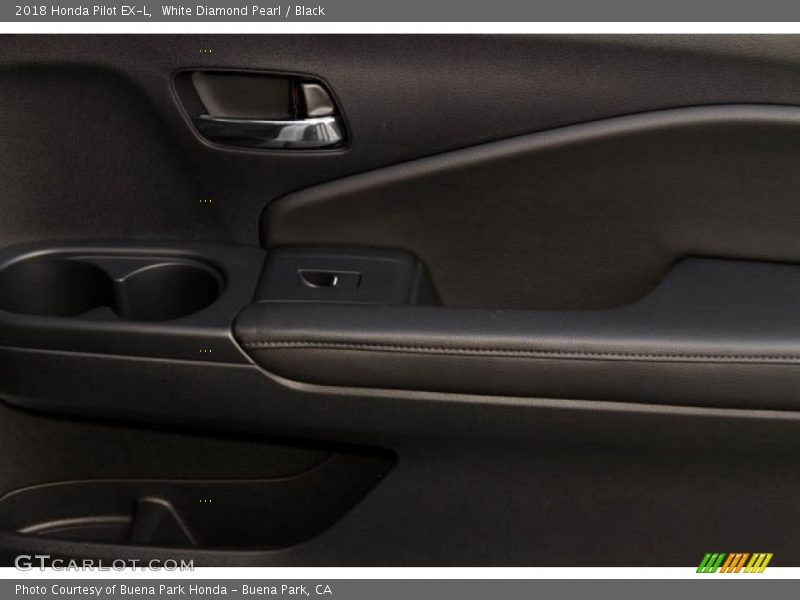 White Diamond Pearl / Black 2018 Honda Pilot EX-L