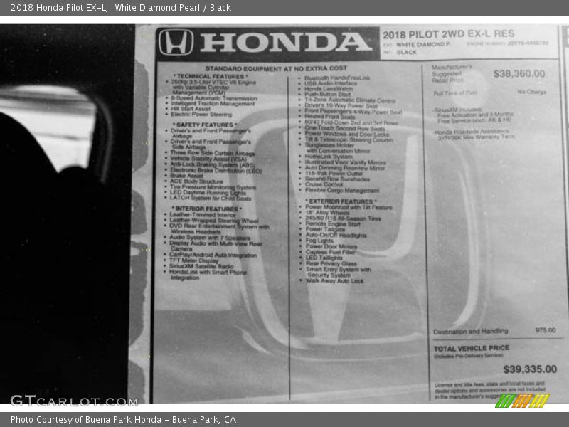 White Diamond Pearl / Black 2018 Honda Pilot EX-L