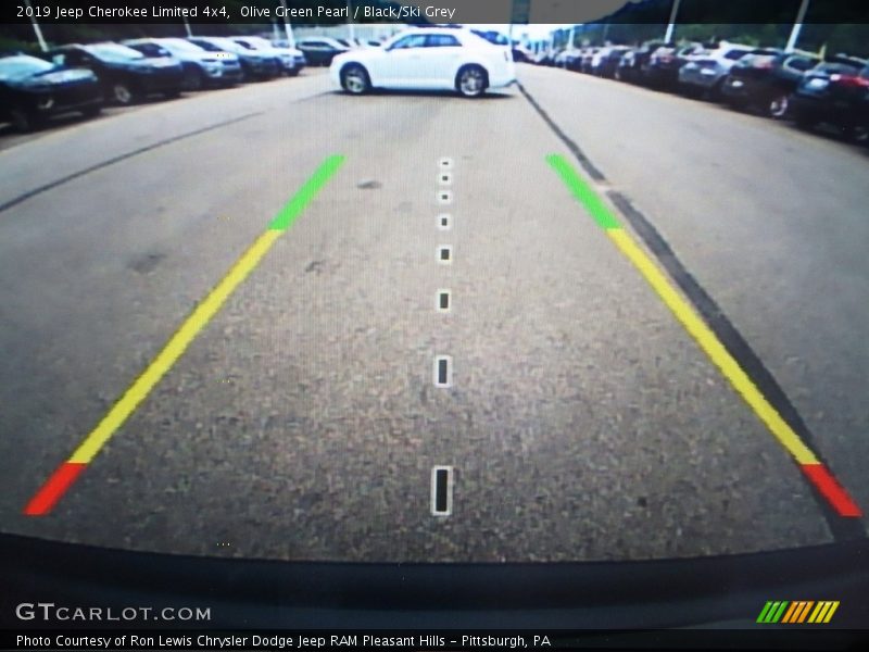 Olive Green Pearl / Black/Ski Grey 2019 Jeep Cherokee Limited 4x4