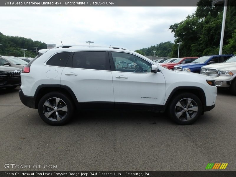 Bright White / Black/Ski Grey 2019 Jeep Cherokee Limited 4x4