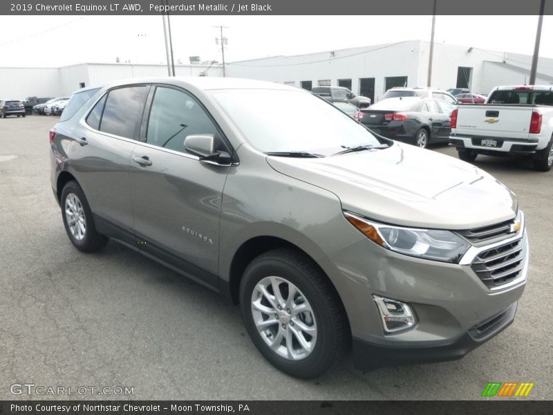 Pepperdust Metallic / Jet Black 2019 Chevrolet Equinox LT AWD