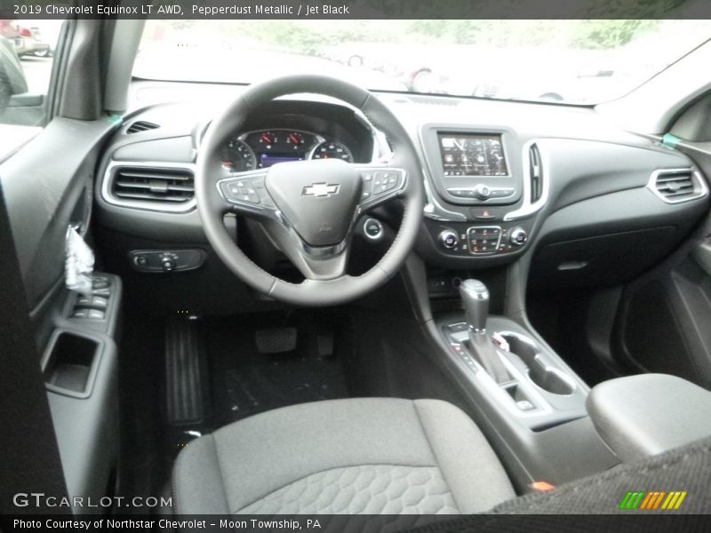 Pepperdust Metallic / Jet Black 2019 Chevrolet Equinox LT AWD
