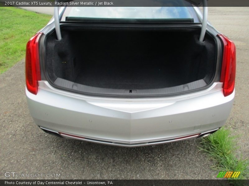 Radiant Silver Metallic / Jet Black 2017 Cadillac XTS Luxury