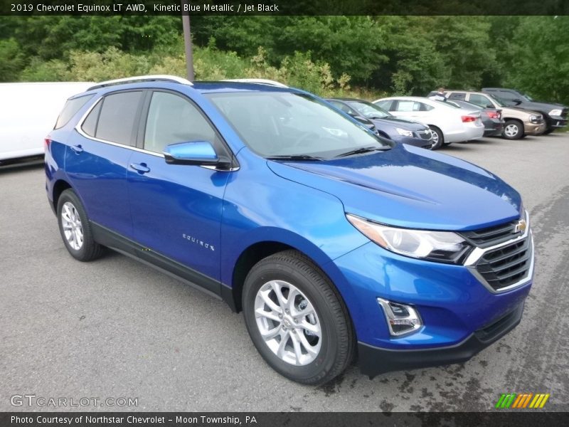 Front 3/4 View of 2019 Equinox LT AWD