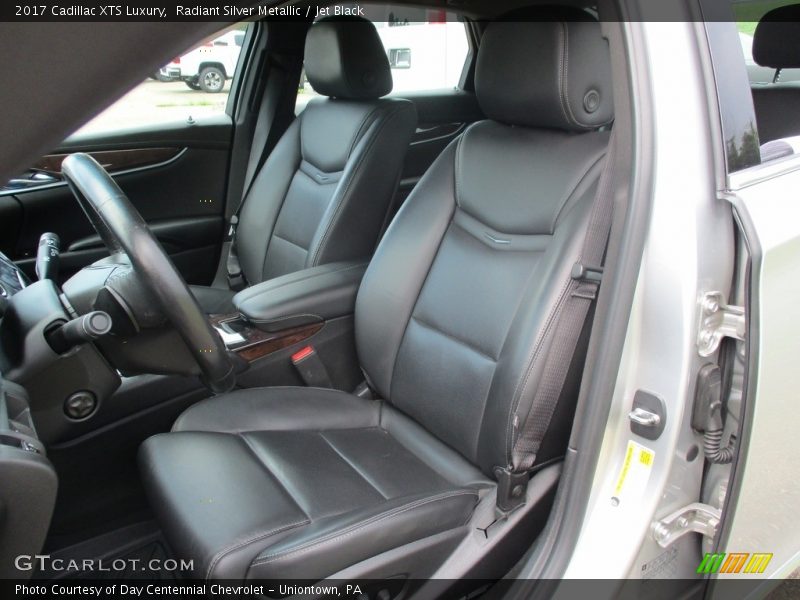 Radiant Silver Metallic / Jet Black 2017 Cadillac XTS Luxury