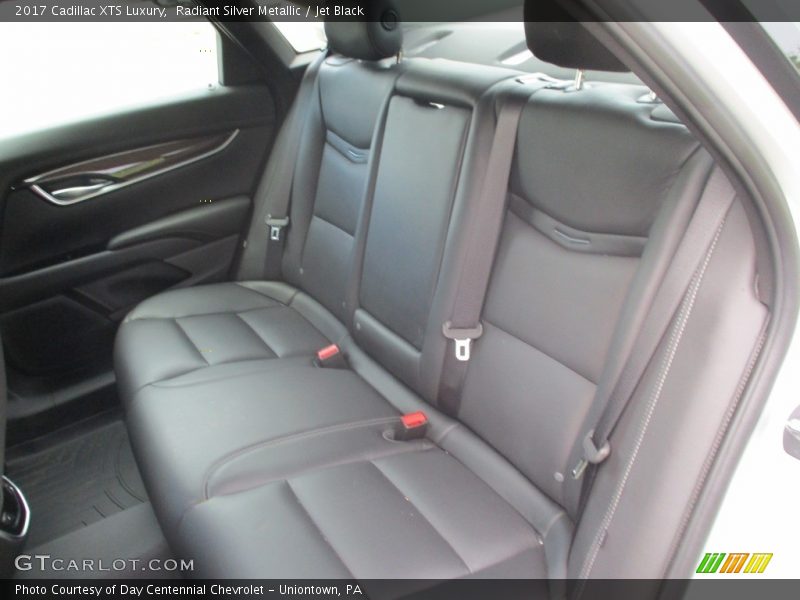 Radiant Silver Metallic / Jet Black 2017 Cadillac XTS Luxury