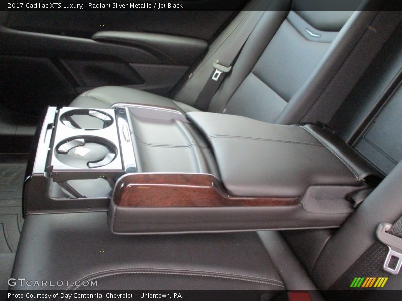 Radiant Silver Metallic / Jet Black 2017 Cadillac XTS Luxury