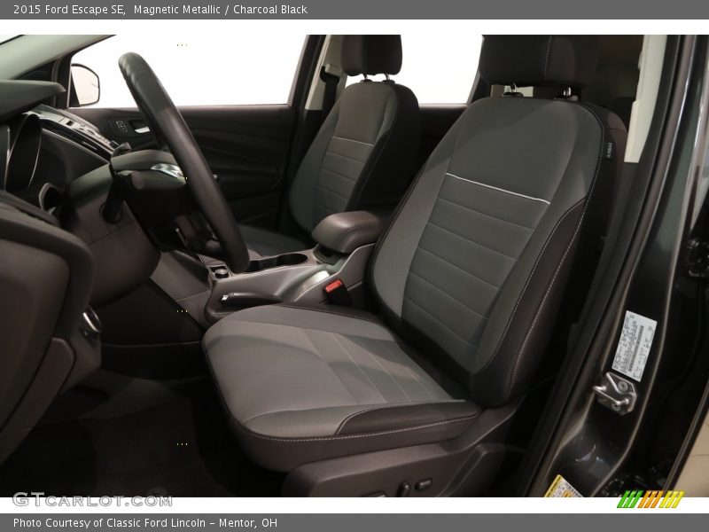 Magnetic Metallic / Charcoal Black 2015 Ford Escape SE