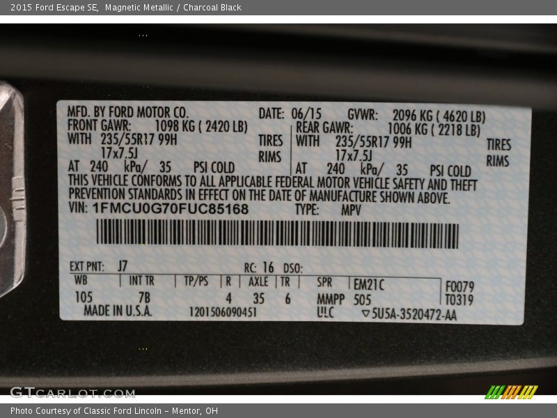 Magnetic Metallic / Charcoal Black 2015 Ford Escape SE