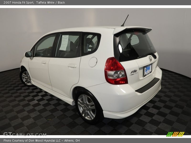 Taffeta White / Black 2007 Honda Fit Sport