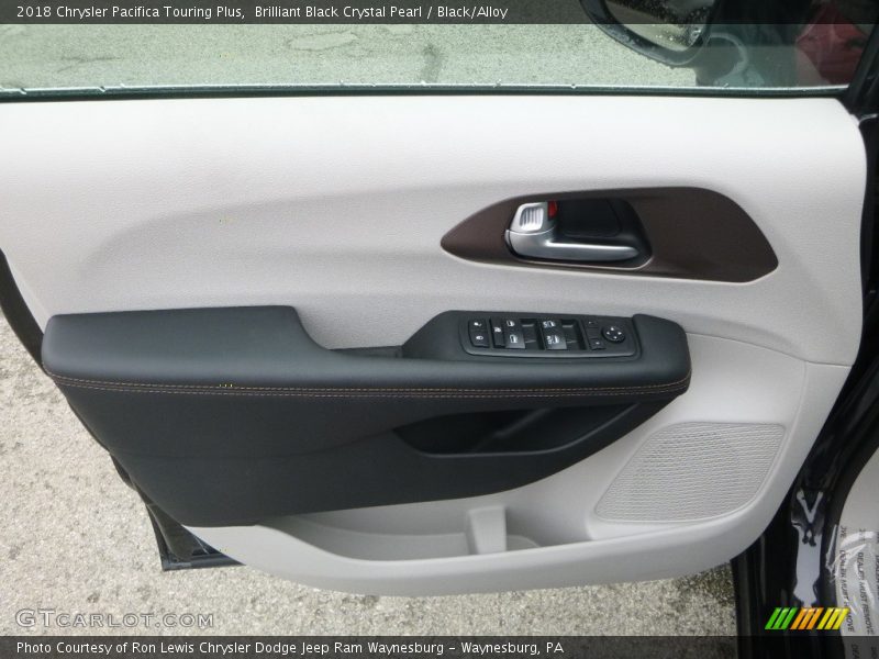 Brilliant Black Crystal Pearl / Black/Alloy 2018 Chrysler Pacifica Touring Plus