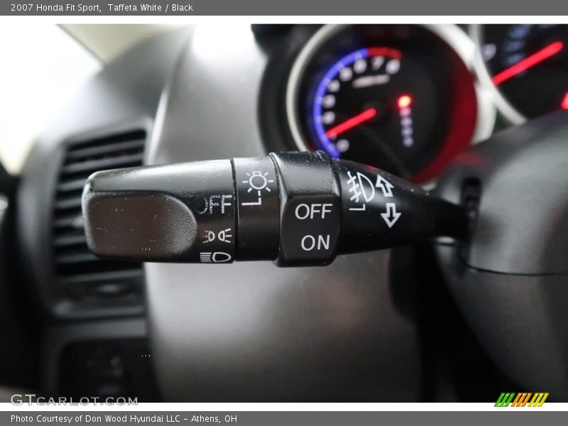 Taffeta White / Black 2007 Honda Fit Sport