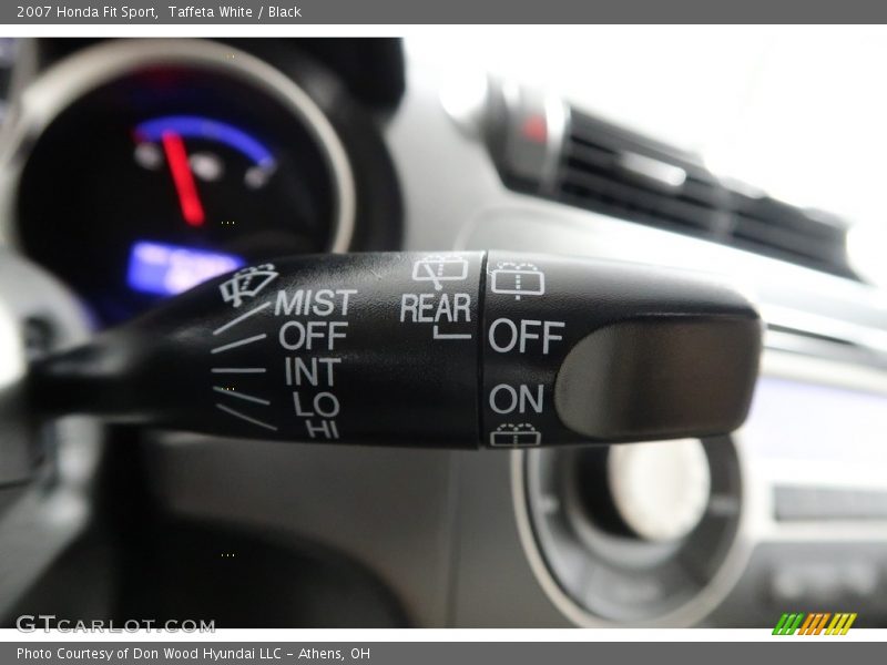 Taffeta White / Black 2007 Honda Fit Sport