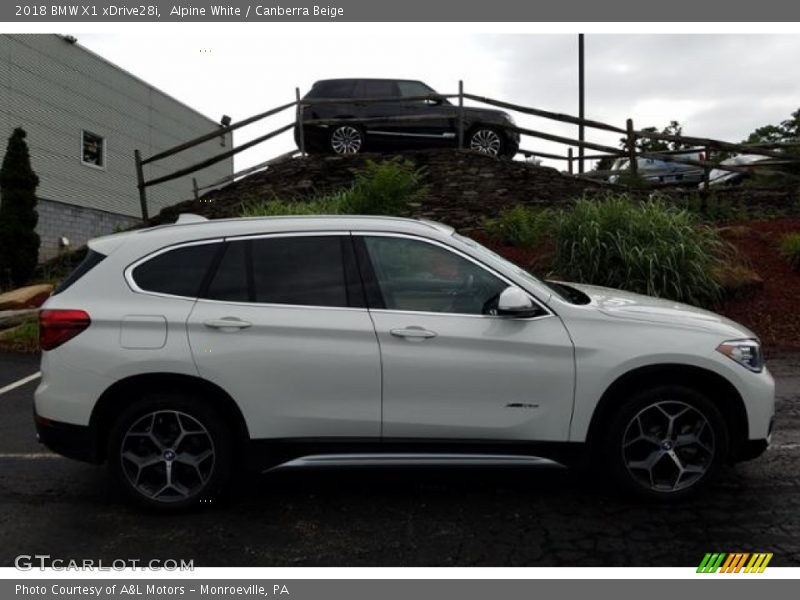 Alpine White / Canberra Beige 2018 BMW X1 xDrive28i