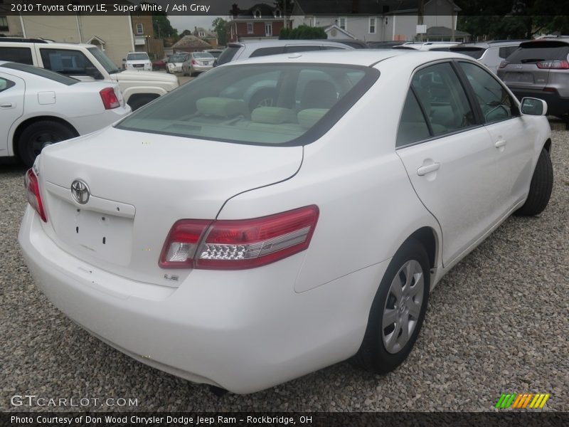 Super White / Ash Gray 2010 Toyota Camry LE