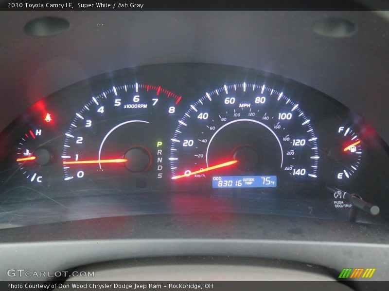 Super White / Ash Gray 2010 Toyota Camry LE