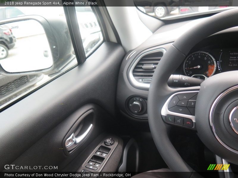 Alpine White / Black 2018 Jeep Renegade Sport 4x4