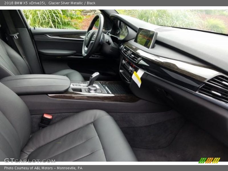 Glacier Silver Metallic / Black 2018 BMW X5 xDrive35i