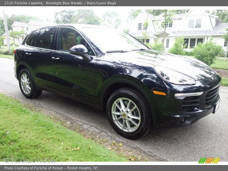 Moonlight Blue Metallic / Black/Luxor Beige 2016 Porsche Cayenne