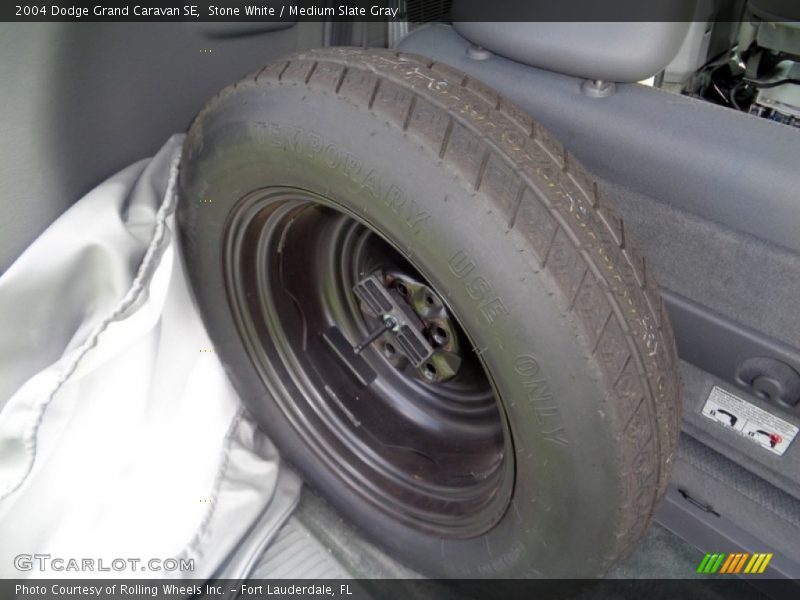 Stone White / Medium Slate Gray 2004 Dodge Grand Caravan SE