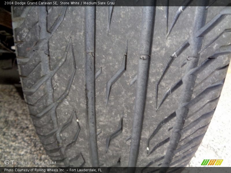 Stone White / Medium Slate Gray 2004 Dodge Grand Caravan SE