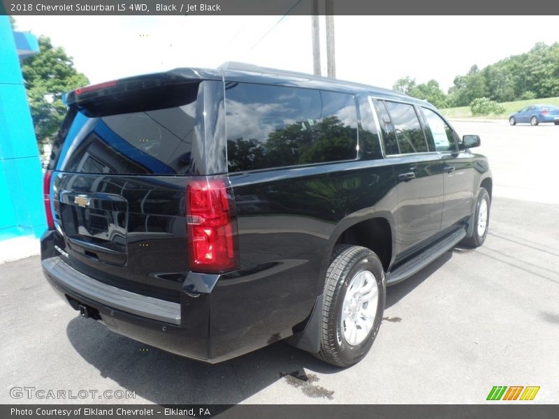 Black / Jet Black 2018 Chevrolet Suburban LS 4WD