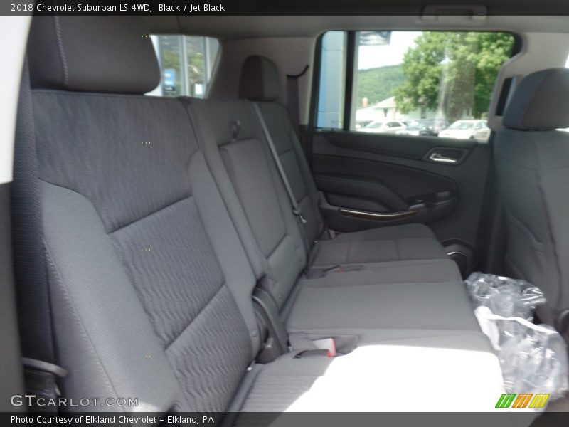Black / Jet Black 2018 Chevrolet Suburban LS 4WD