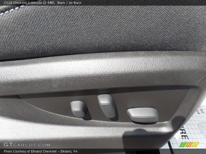 Black / Jet Black 2018 Chevrolet Suburban LS 4WD