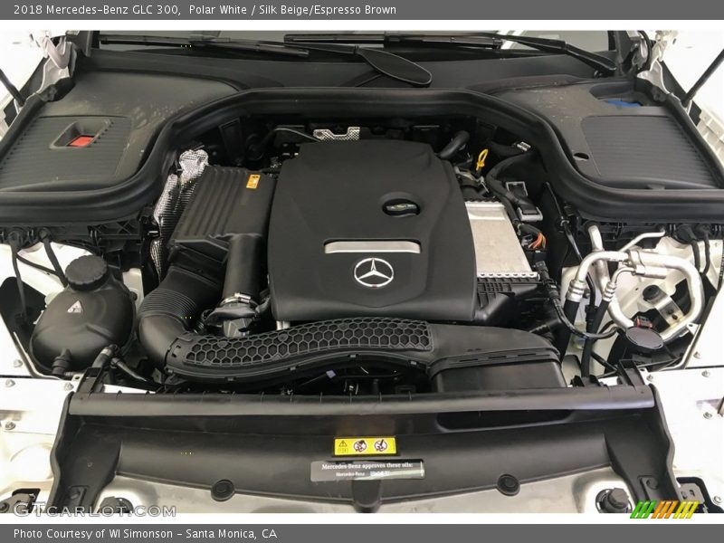 Polar White / Silk Beige/Espresso Brown 2018 Mercedes-Benz GLC 300