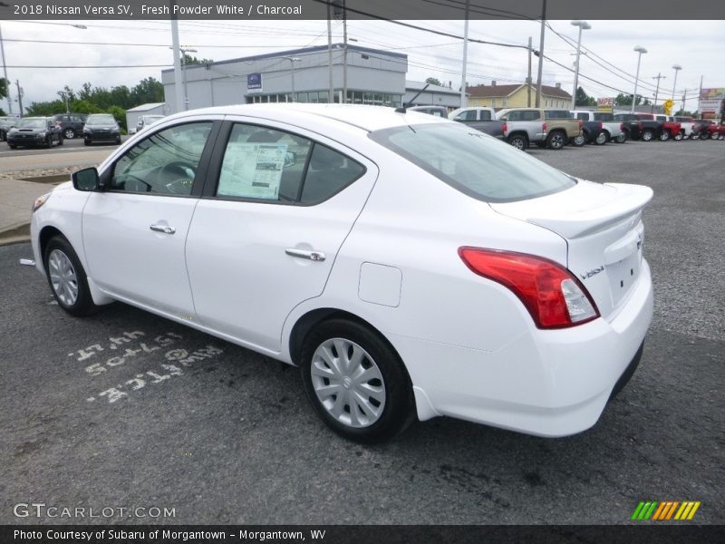 Fresh Powder White / Charcoal 2018 Nissan Versa SV