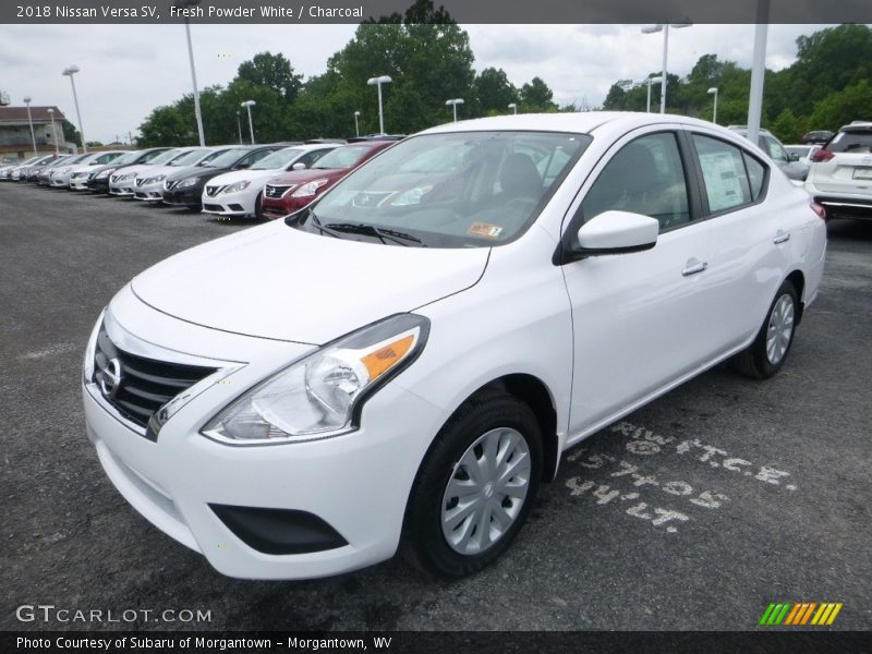 Fresh Powder White / Charcoal 2018 Nissan Versa SV