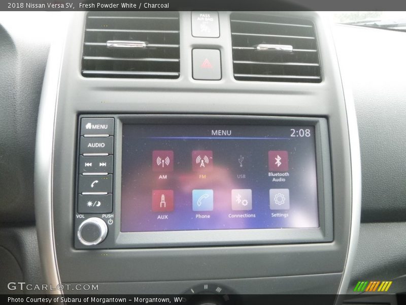 Fresh Powder White / Charcoal 2018 Nissan Versa SV