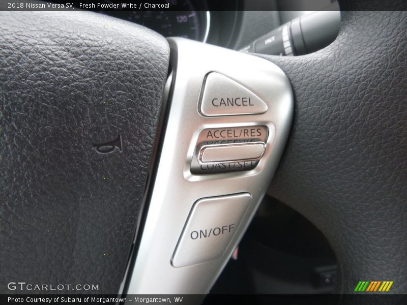 Fresh Powder White / Charcoal 2018 Nissan Versa SV