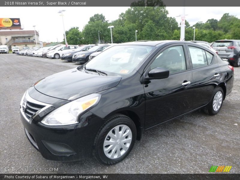 Super Black / Charcoal 2018 Nissan Versa SV