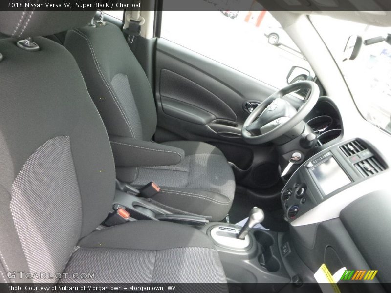 Super Black / Charcoal 2018 Nissan Versa SV