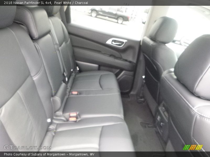 Pearl White / Charcoal 2018 Nissan Pathfinder SL 4x4