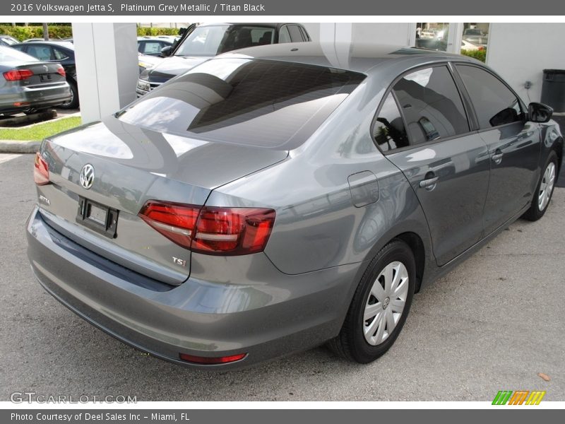 Platinum Grey Metallic / Titan Black 2016 Volkswagen Jetta S