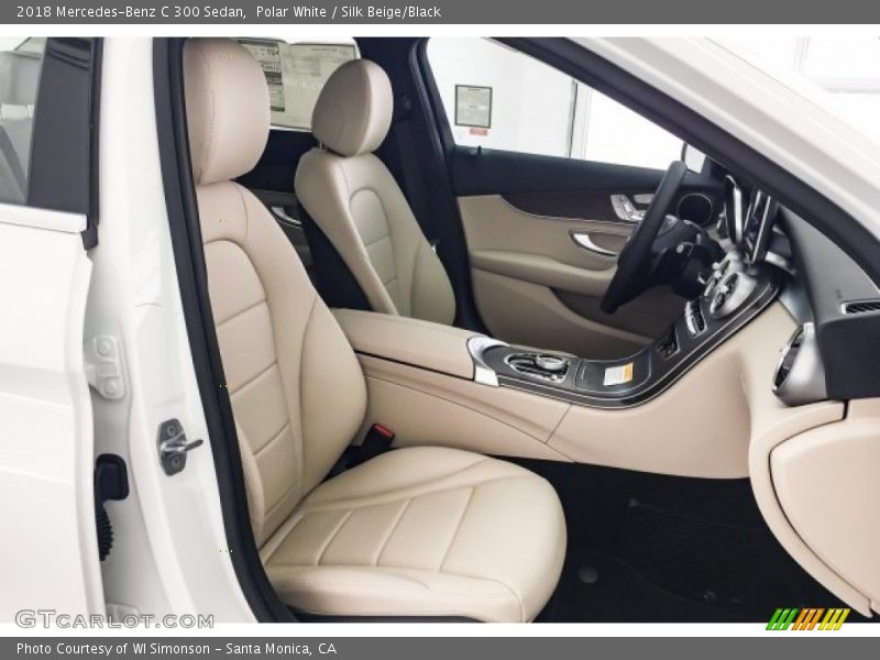 Polar White / Silk Beige/Black 2018 Mercedes-Benz C 300 Sedan