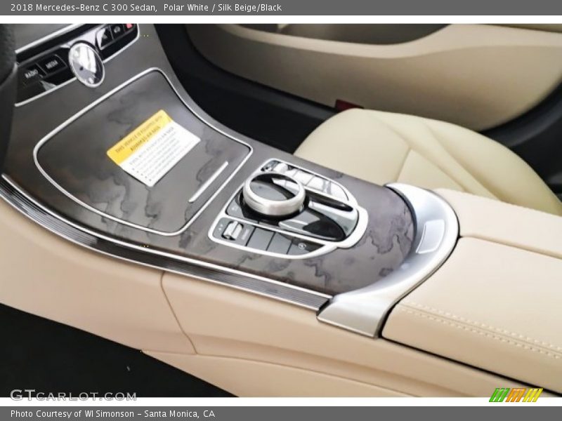 Polar White / Silk Beige/Black 2018 Mercedes-Benz C 300 Sedan