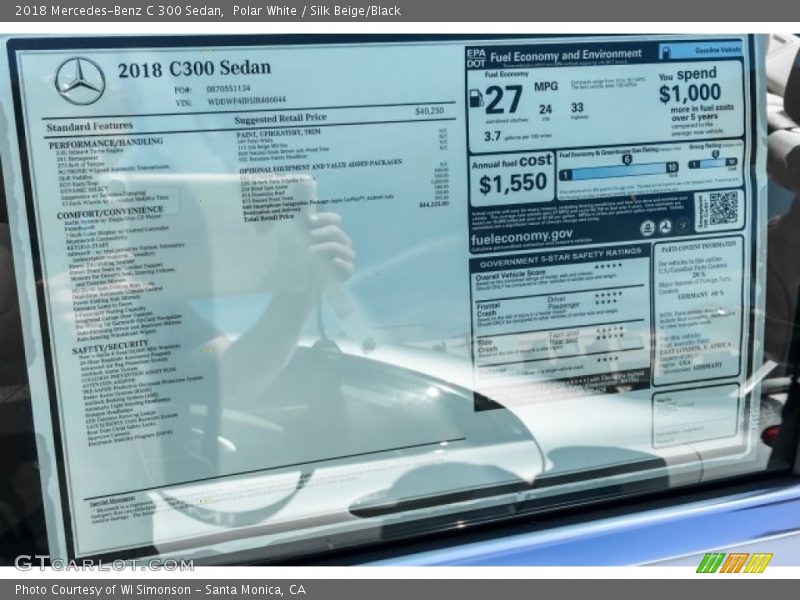 Polar White / Silk Beige/Black 2018 Mercedes-Benz C 300 Sedan