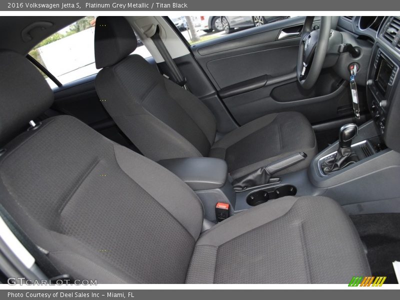 Platinum Grey Metallic / Titan Black 2016 Volkswagen Jetta S