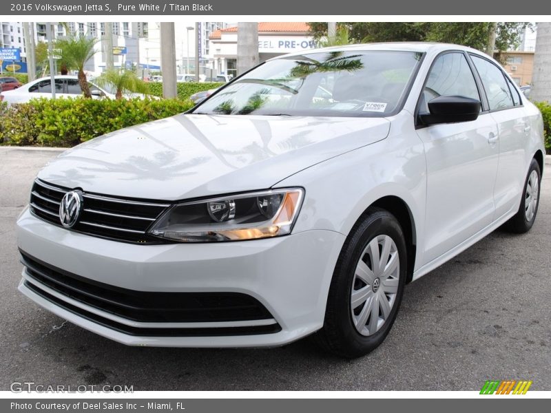 Pure White / Titan Black 2016 Volkswagen Jetta S