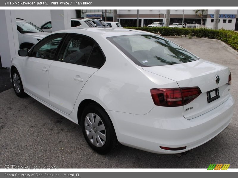 Pure White / Titan Black 2016 Volkswagen Jetta S