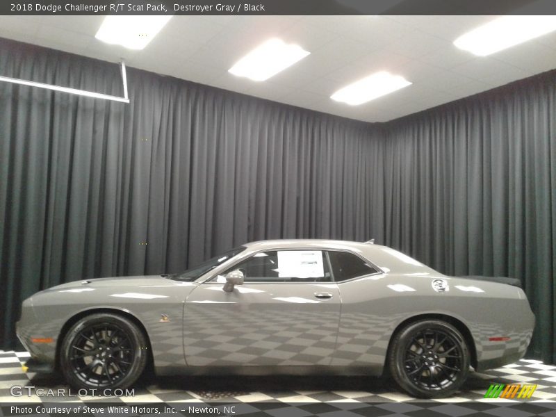 Destroyer Gray / Black 2018 Dodge Challenger R/T Scat Pack