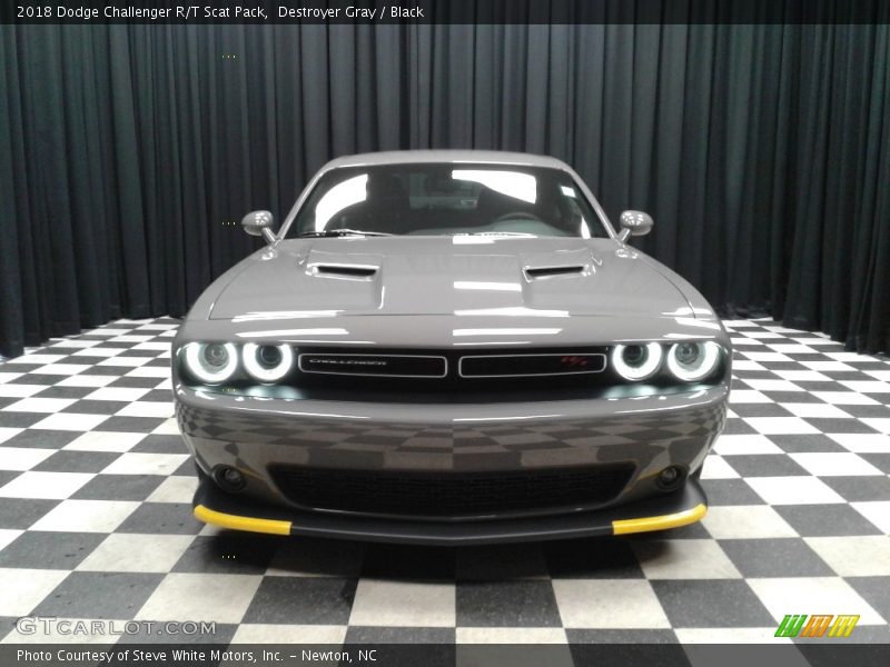 Destroyer Gray / Black 2018 Dodge Challenger R/T Scat Pack