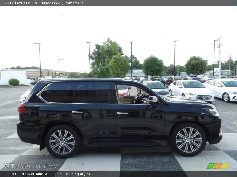 Black Onyx / Parchment 2017 Lexus LX 570