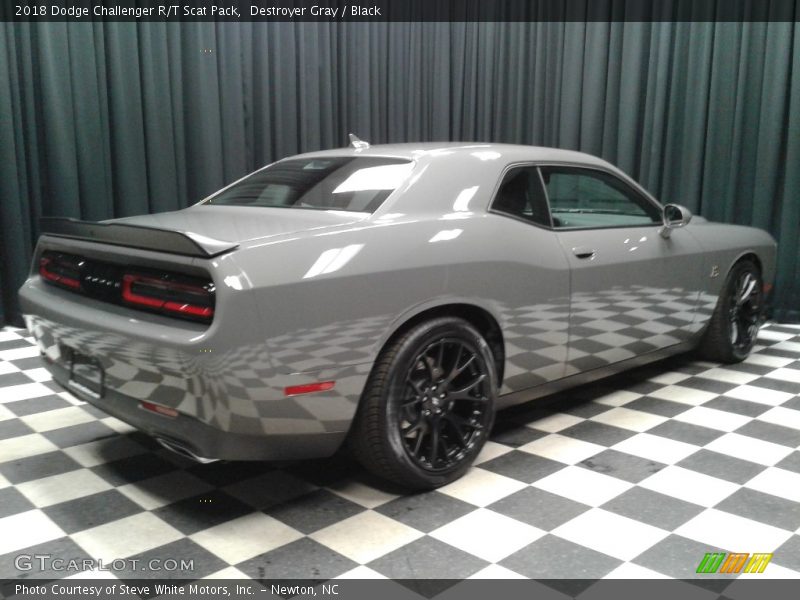 Destroyer Gray / Black 2018 Dodge Challenger R/T Scat Pack