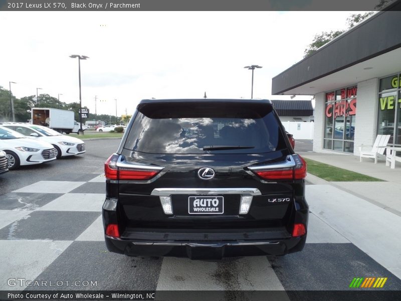 Black Onyx / Parchment 2017 Lexus LX 570