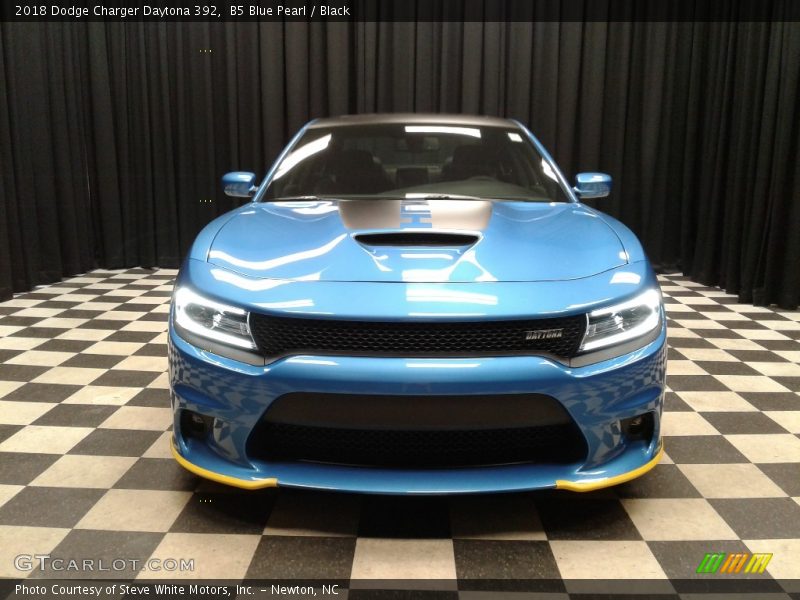 B5 Blue Pearl / Black 2018 Dodge Charger Daytona 392