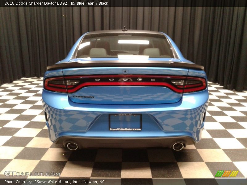 B5 Blue Pearl / Black 2018 Dodge Charger Daytona 392